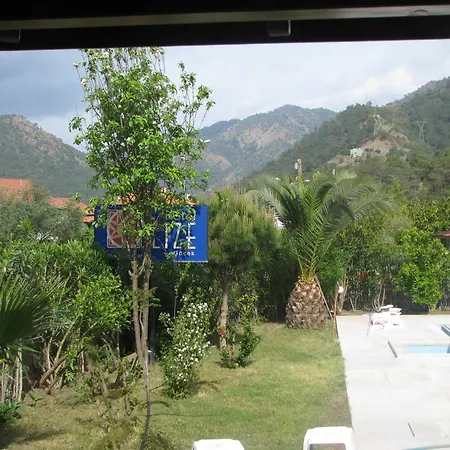 Casa de hóspedes Alize Göcek