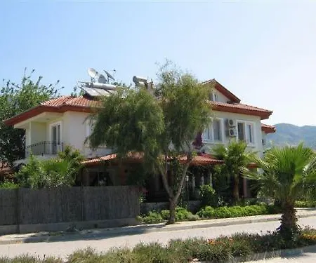 Casa de hóspedes Alize Göcek